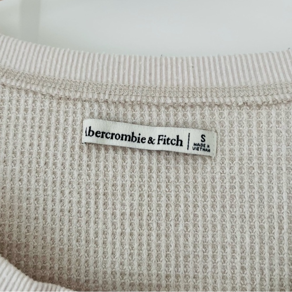 Abercrombie & Fitch Waffle Knit Two-Piece Loungewear Set — Beige - Picture 2 of 3